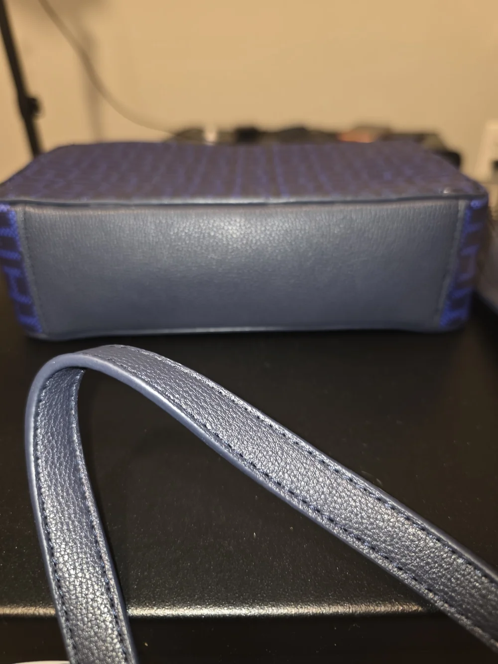 Tommy Hilfiger compact crossbody